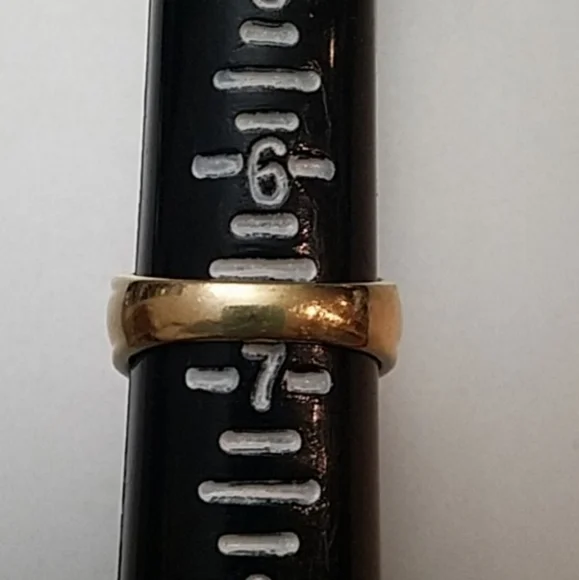 ❤️ 14kt Yellow Gold Ruby & Diamond Ring‼️ - Picture 2 of 8